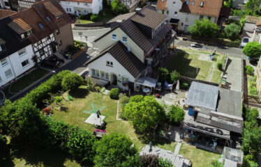 Renditestarkes Investment: 3-Familienhaus mit Gewerbeeinheit im attraktiven Ahanatal
