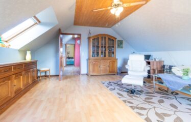 2-Familienhaus in ruhiger, zentraler Lage mit Nähe zu Kassel