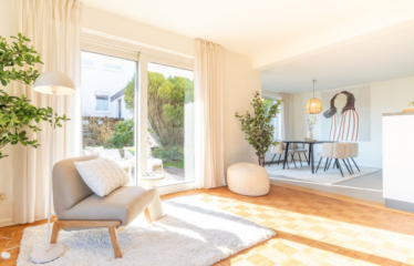 Modernes, exclusives 2-Familienhaus direkt am Naturschutzgebiet