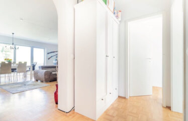 Großzügige, helle 3-Zimmerwohnung mit TOP Anbindung